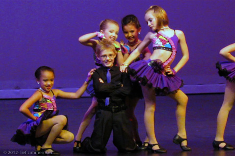 Jazz group - end pose